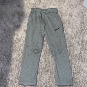 Boys Nike Dri-Fit grey sweatpants